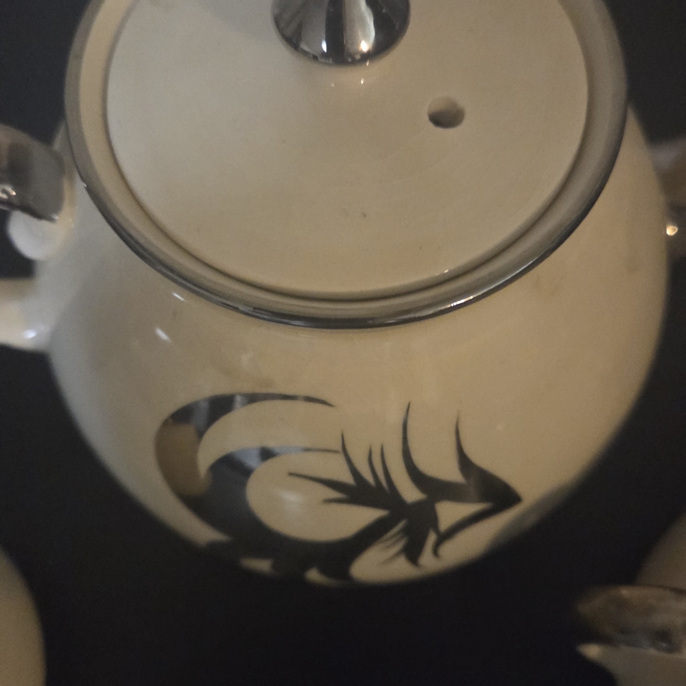 Cream and Black Ceramic Tea Set - Picture 5 of 9